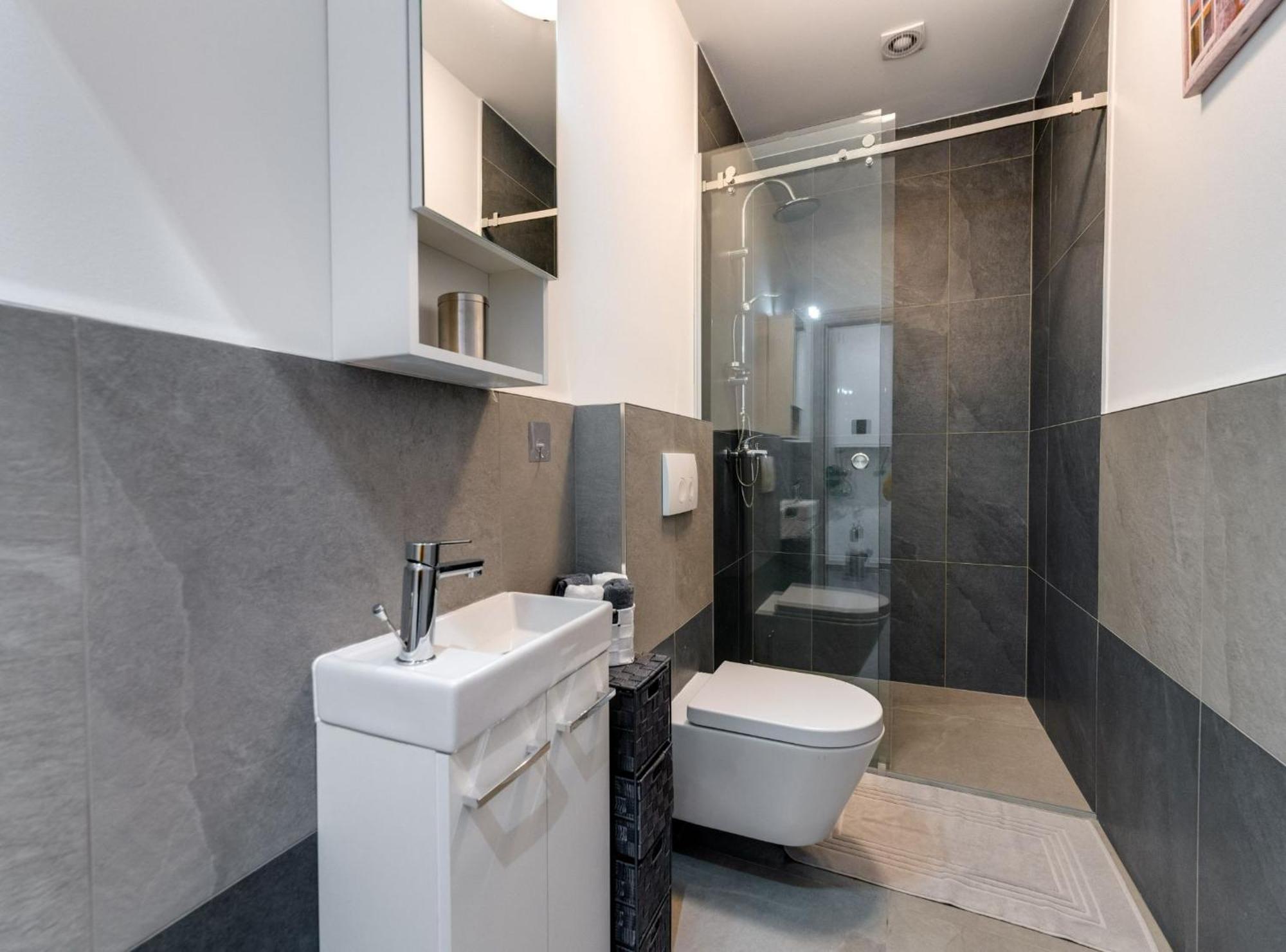 Apartments Baricevic Опатия Екстериор снимка