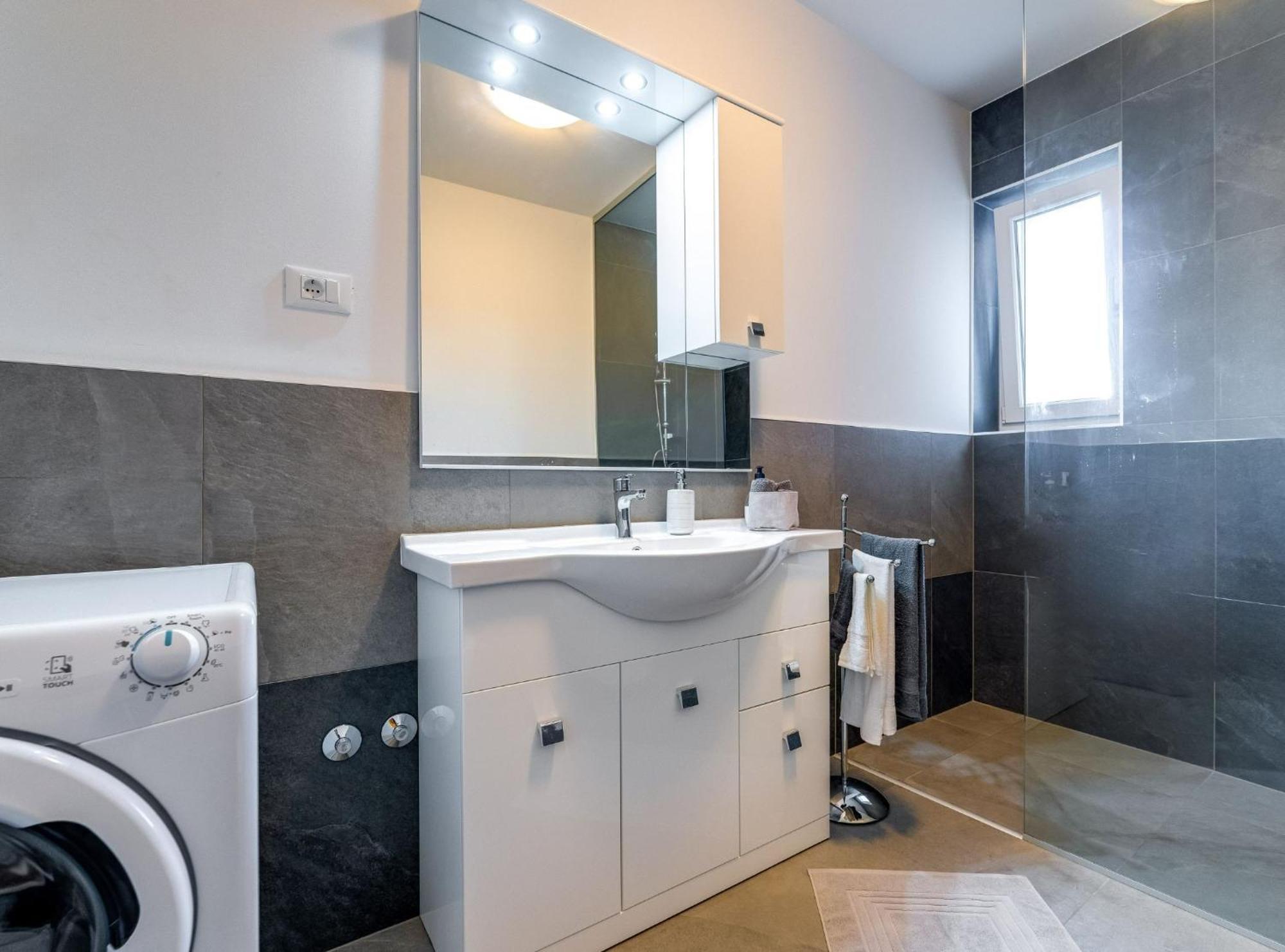 Apartments Baricevic Опатия Екстериор снимка